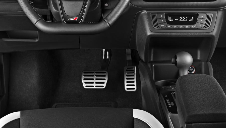  Seat Ibiza Cupra 2012 года  (фото 24 из 64)